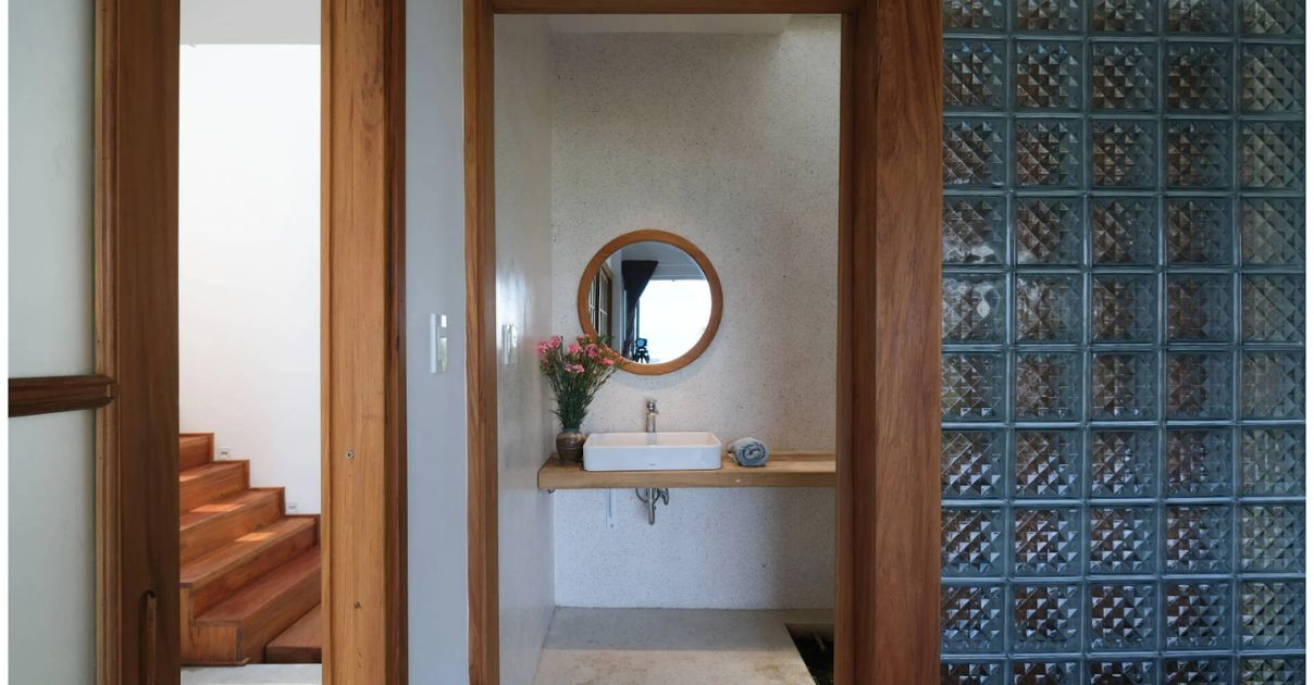 Tropical Modern House